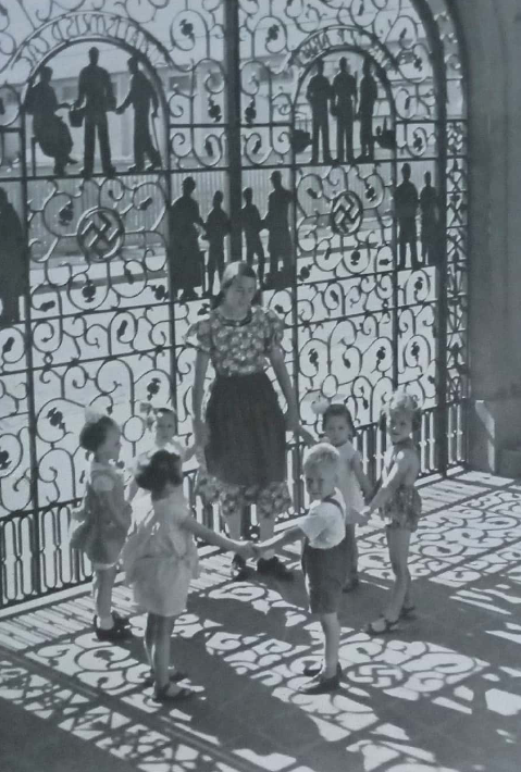 Tor des Meidinger Blocks um 1935