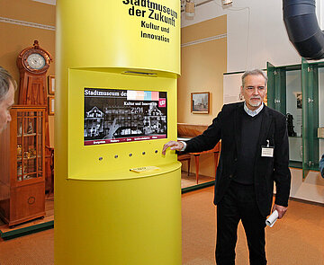 Vorstellung der "Säulen der Stadtgeschichte" im Stadtmuseum 2012