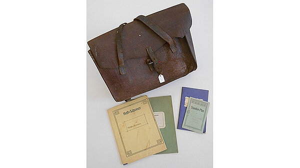 Schulranzen einer Durlacherin 1918