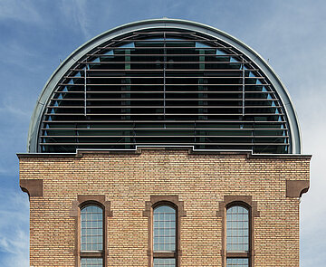 Tonnendach des Stadtarchivs