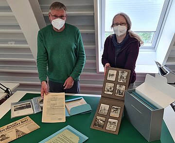 Seit Mai 2021 befindet sich die wertvolle Sammlung der Warenhausdynastie Knopf im Stadtarchiv 