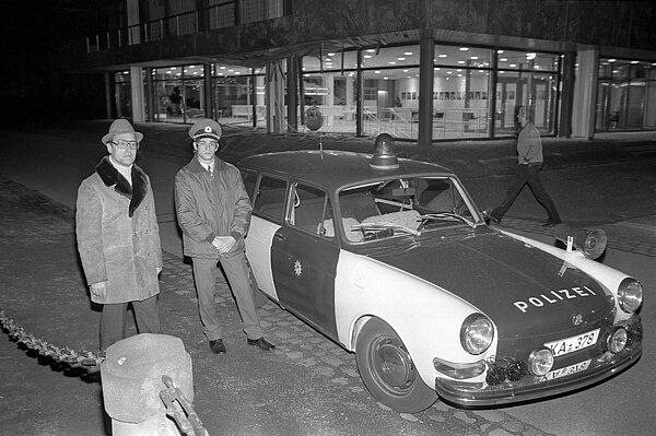 Sprengstoffanschlag auf das Bundesverfassungsgericht am 4. März 1975, verübt von den linksextremistischen und radikal-feministischen "Frauen der Revolutionären Zelle"