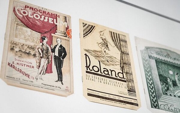 Programmhefte von Karlsruher Varietés, Gustai/pixelgrün