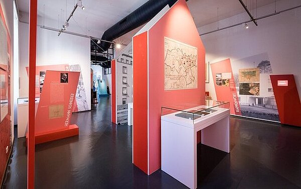 Blick in den Bereich Planen und Bauen, Gustai/pixelgrün