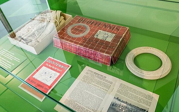 Quoitennis, ein Vorläufer des Ringtennis (Leihgabe von Gernot Horn, Karlsruhe), Gustai/pixelgrün