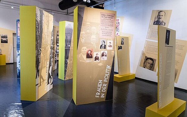 In der Weimarer Republik durften erstmals auch Frauen wählen. Zu den ersten Parlamentariern in Deutschland gehörten die Karlsruherinnen Kunigunde Fischer (SPD) und Clara Siebert (Zentrum), Gustai/pixelgrün