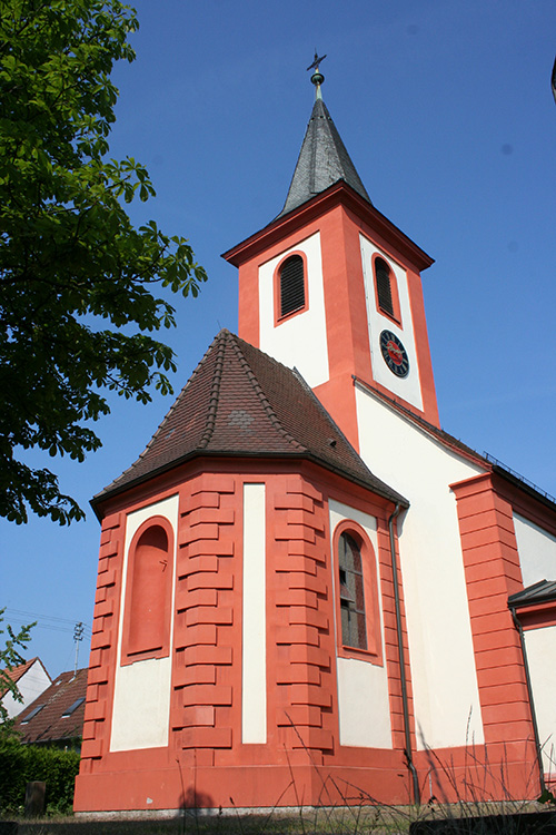 Die St. Valentinskirche in Daxlanden 2015