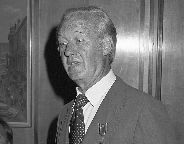 Josef Werner nach der Verleihung des Bundesverdienstkreuzes, 20. August 1982